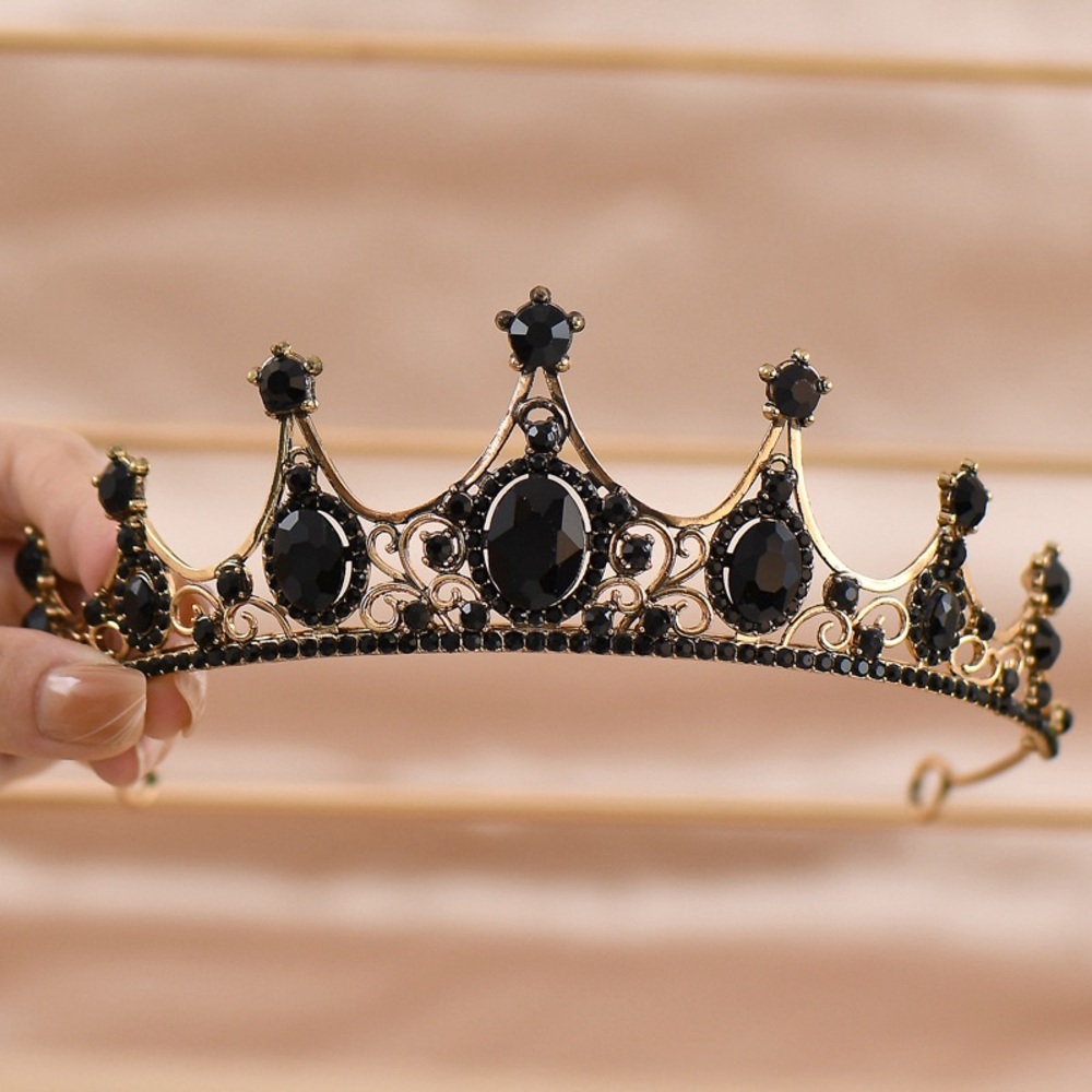 Elegant Black and Gold Tiara